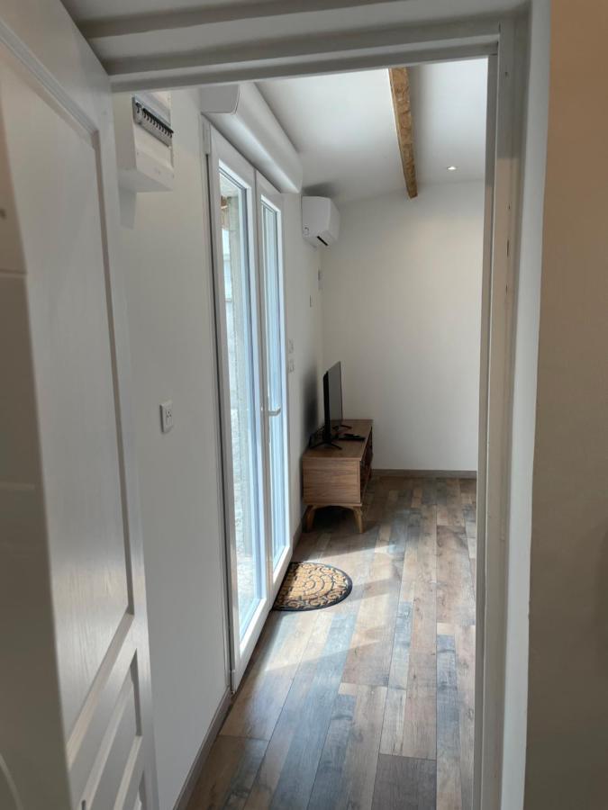 Studio 23 m2+wifi +parking privé Aparthotel Oullins Exterior foto